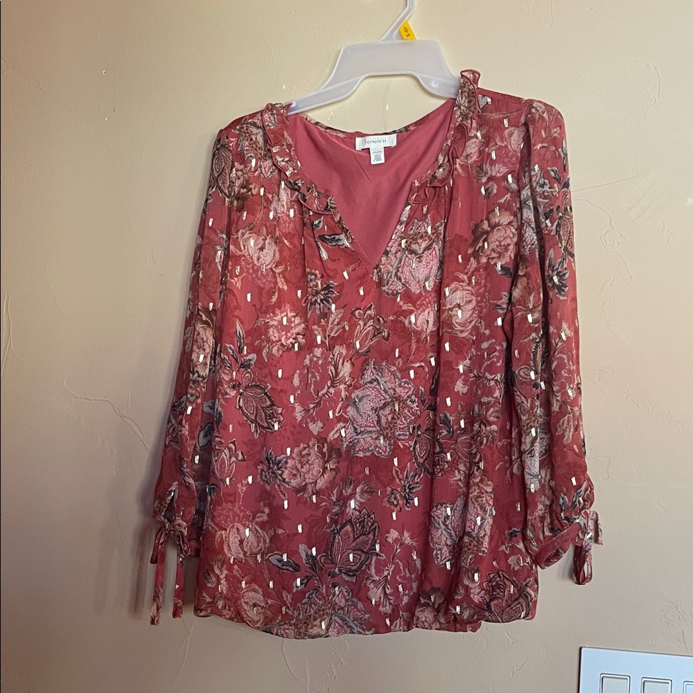 Tamara H Ruffled V-Neck Floral Blouse - Mauve Rose